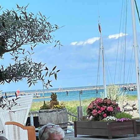 Ferienwohnung Yachthafentraum In 2 Minuten Am Strand Seebruecke Yachthafen Ostseebad Kühlungsborn エクステリア 写真
