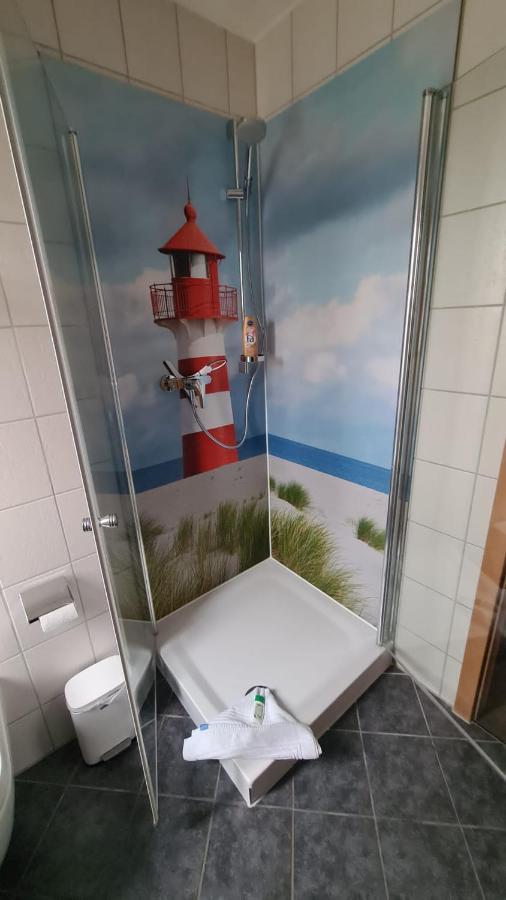 Ferienwohnung Yachthafentraum In 2 Minuten Am Strand Seebruecke Yachthafen Ostseebad Kühlungsborn エクステリア 写真