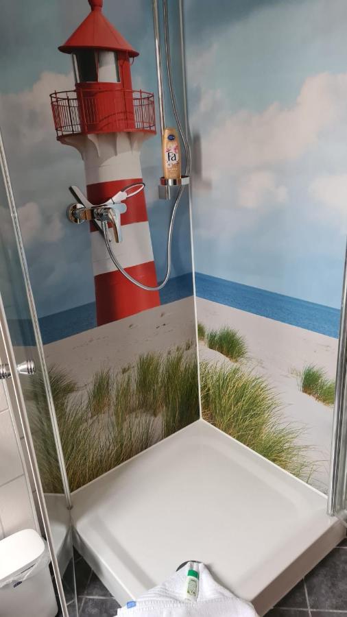 Ferienwohnung Yachthafentraum In 2 Minuten Am Strand Seebruecke Yachthafen Ostseebad Kühlungsborn エクステリア 写真