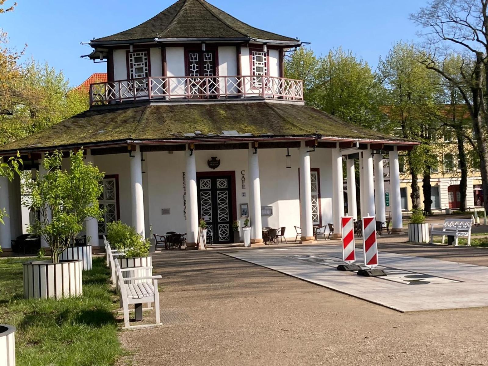 Ferienwohnung Yachthafentraum In 2 Minuten Am Strand Seebruecke Yachthafen Ostseebad Kühlungsborn エクステリア 写真