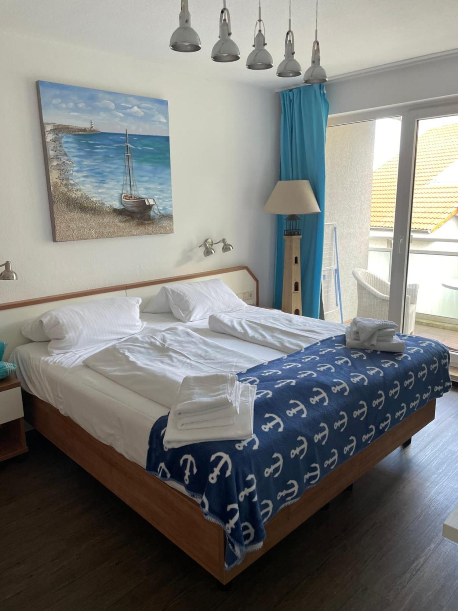 Ferienwohnung Yachthafentraum In 2 Minuten Am Strand Seebruecke Yachthafen Ostseebad Kühlungsborn エクステリア 写真