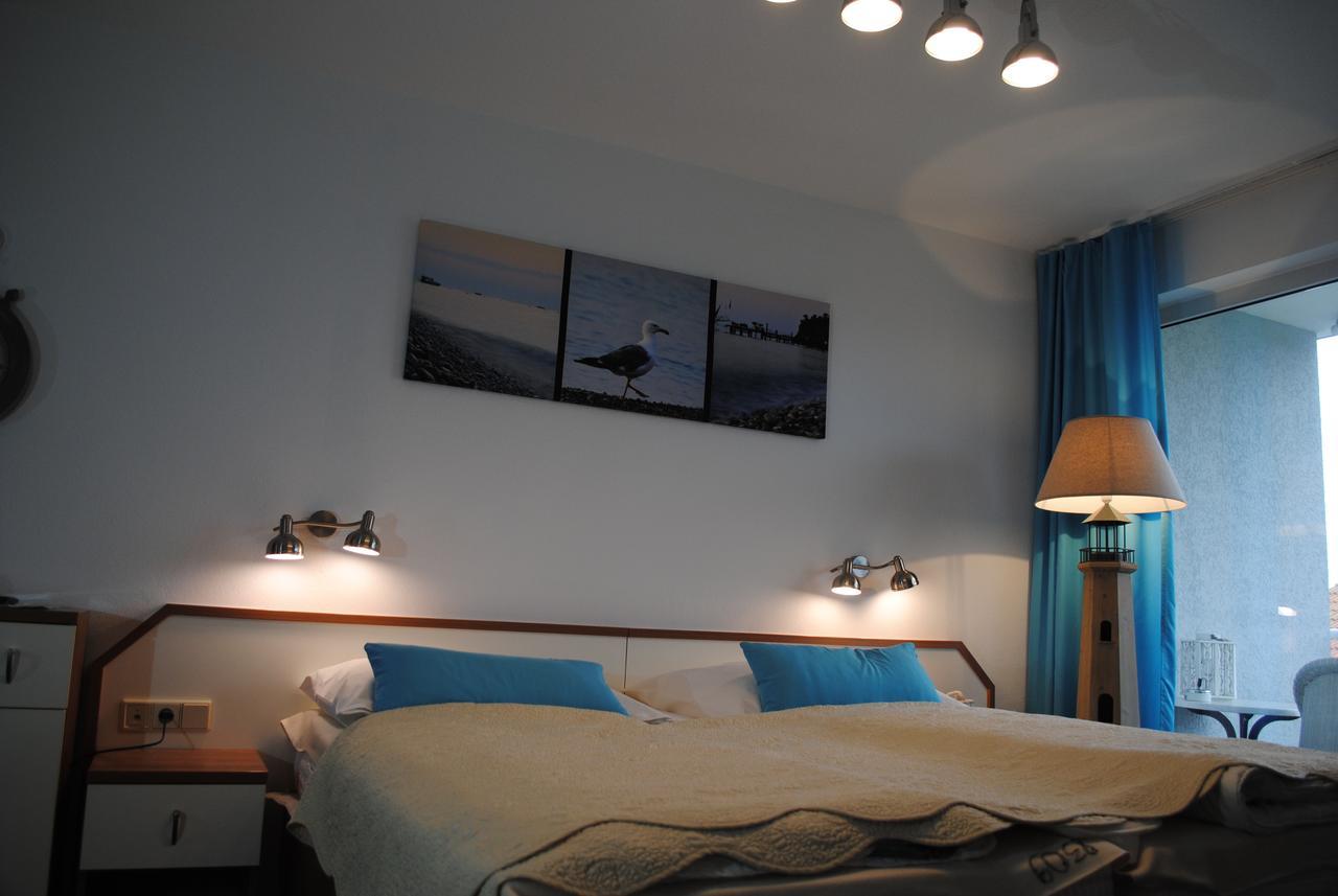 Ferienwohnung Yachthafentraum In 2 Minuten Am Strand Seebruecke Yachthafen Ostseebad Kühlungsborn エクステリア 写真
