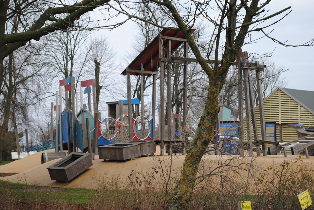 Ferienwohnung Yachthafentraum In 2 Minuten Am Strand Seebruecke Yachthafen Ostseebad Kühlungsborn エクステリア 写真
